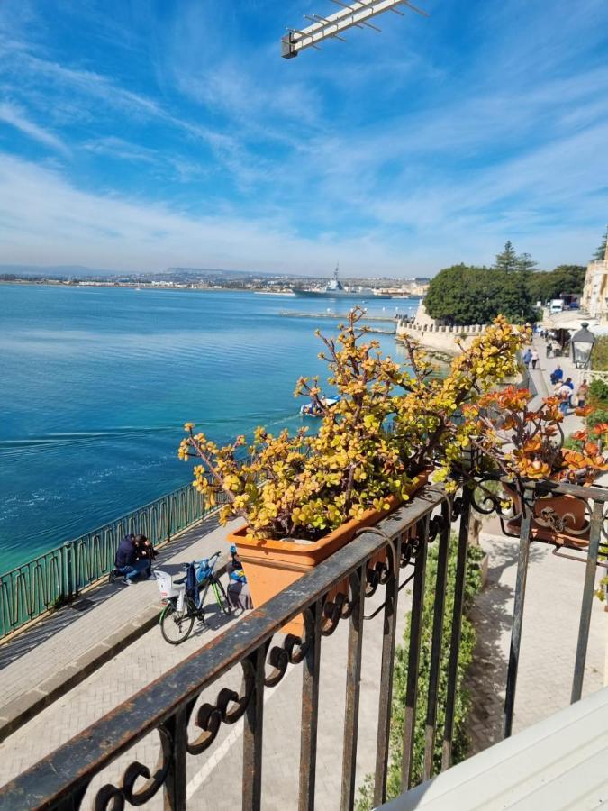 La Finestra Sul Mare Di Alfeo Daire Siraküza Dış mekan fotoğraf